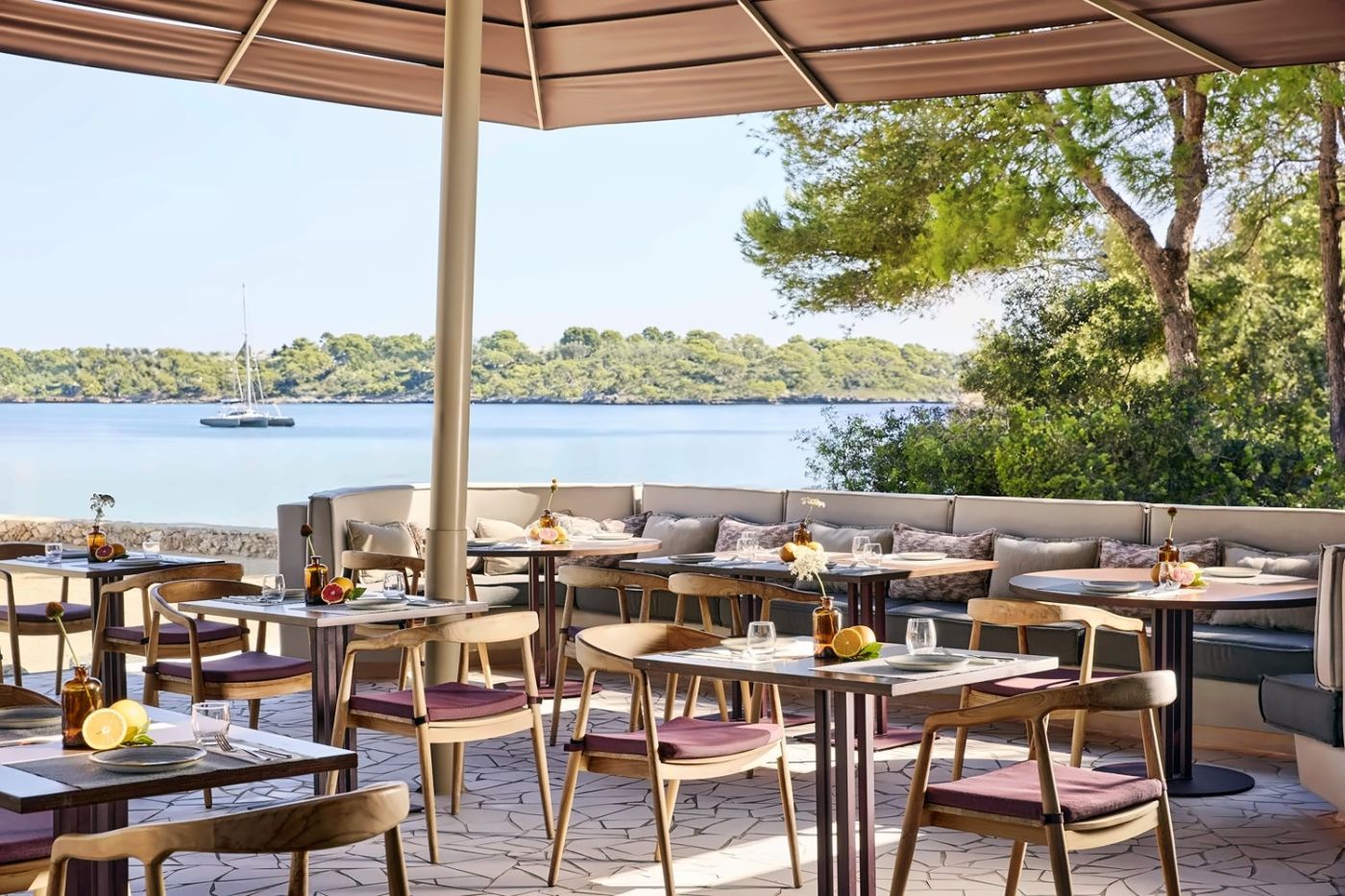 Ikos Porto Petro