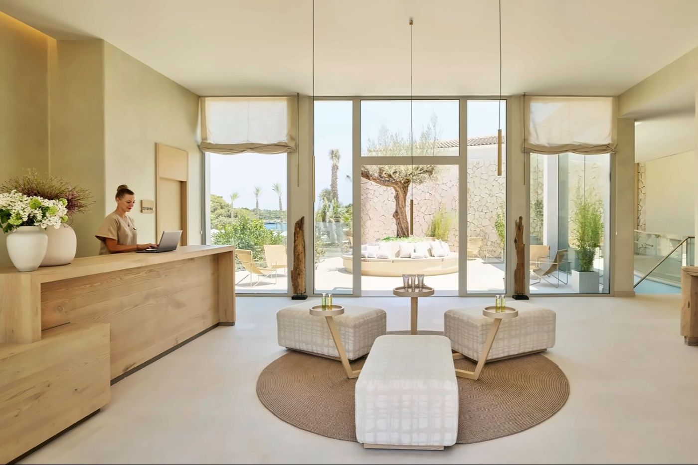 Ikos Porto Petro