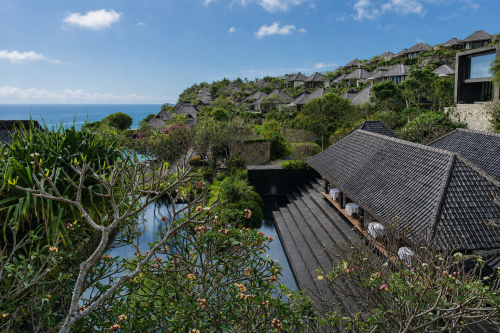 Extra 900 USD Hotel Credit