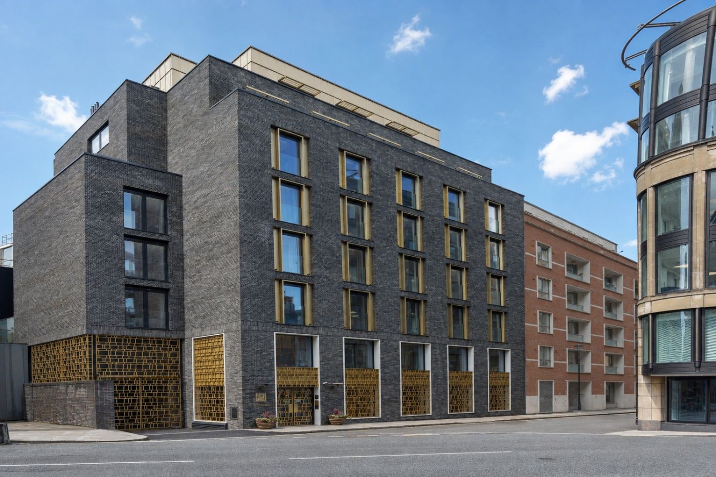 The Guardsman Hotel