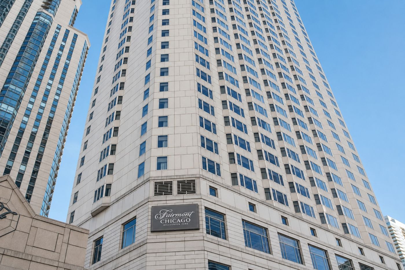 Fairmont Chicago, Millennium Park