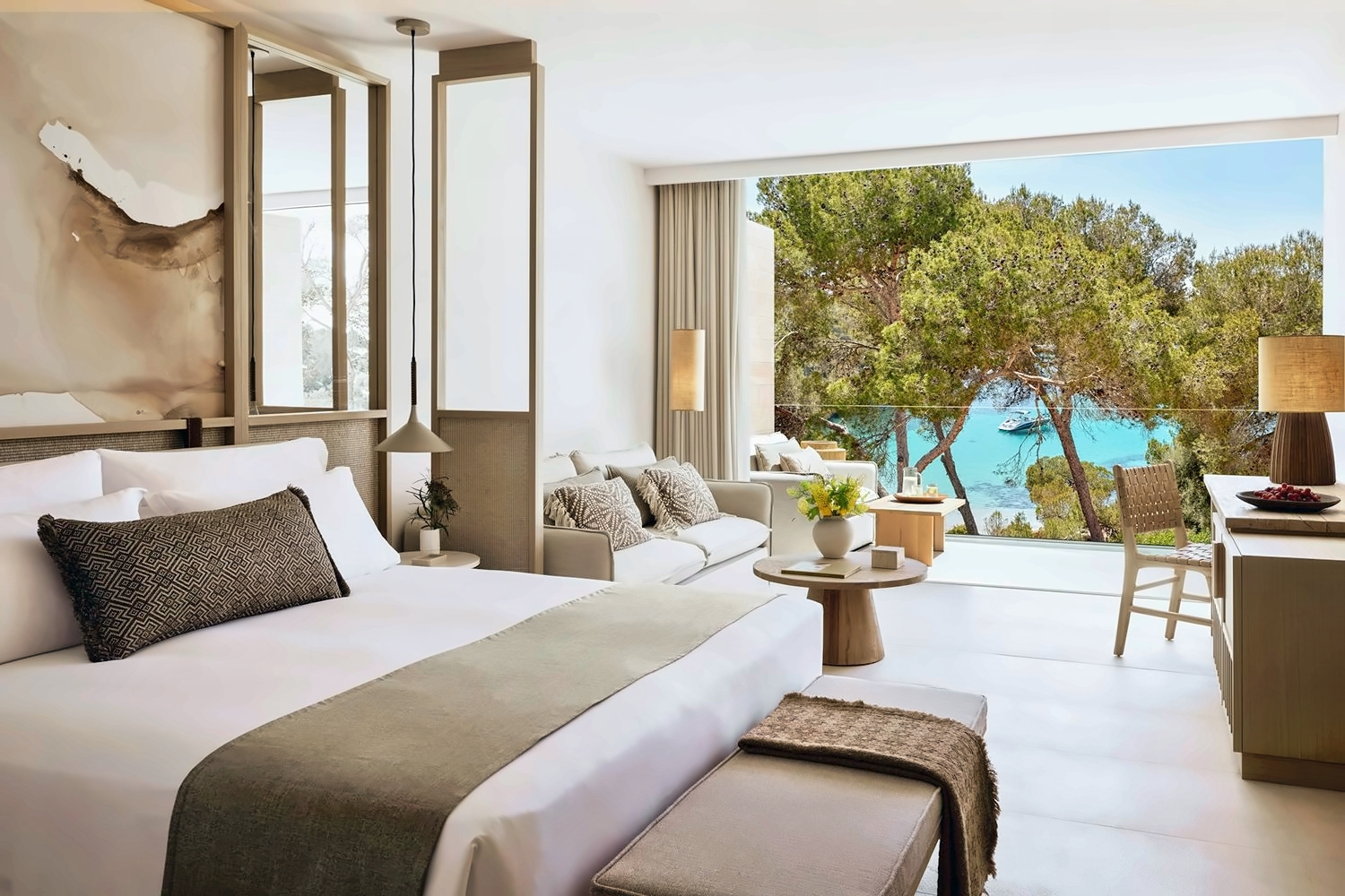 Deluxe Junior Sea View Suite