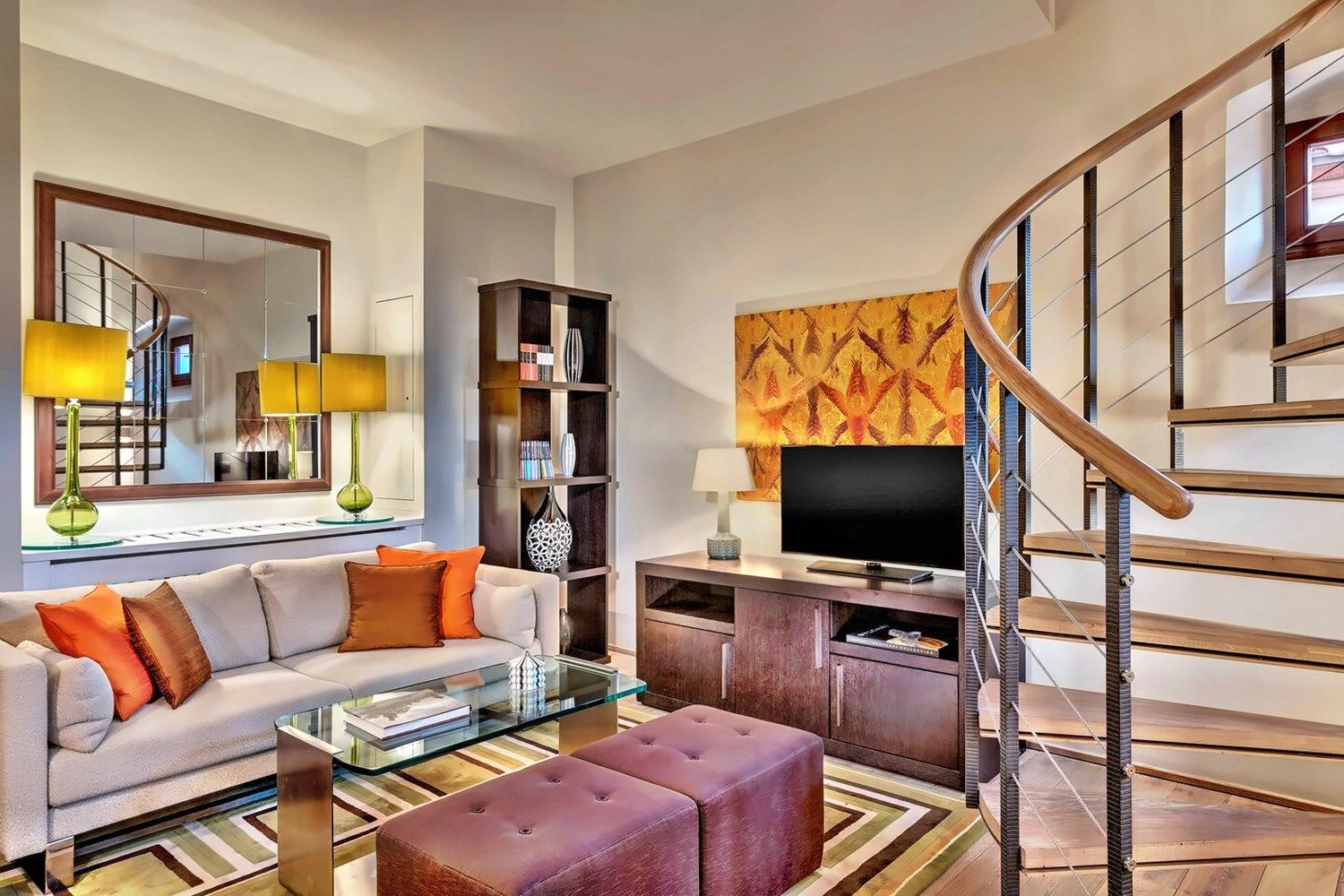 Tower Panorama View Suite