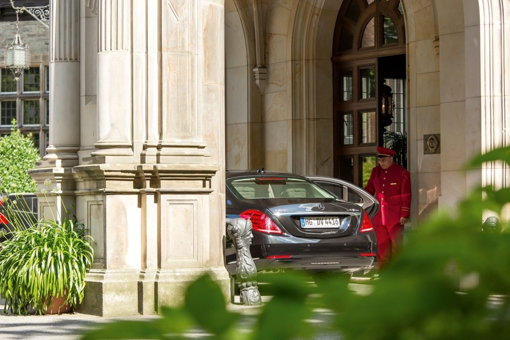 Schlosshotel Kronberg Entrance