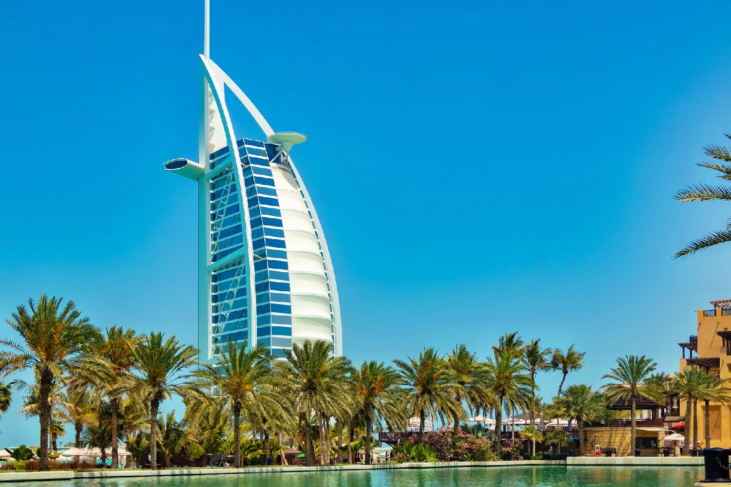 Discovering Dubai and and its Luxurious Hotels - Luxurious hotels