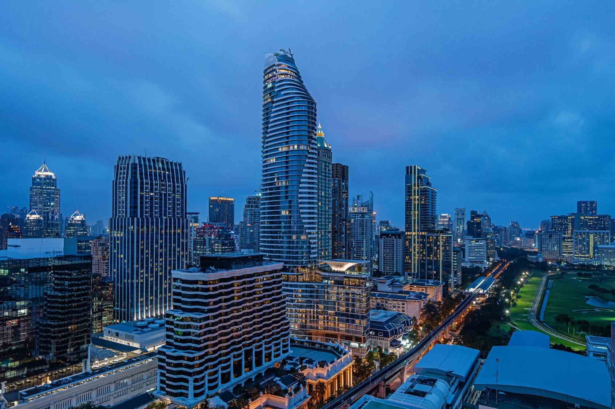 Bangkok Luxury Hotels  River  Shopping And Dining Base Guide