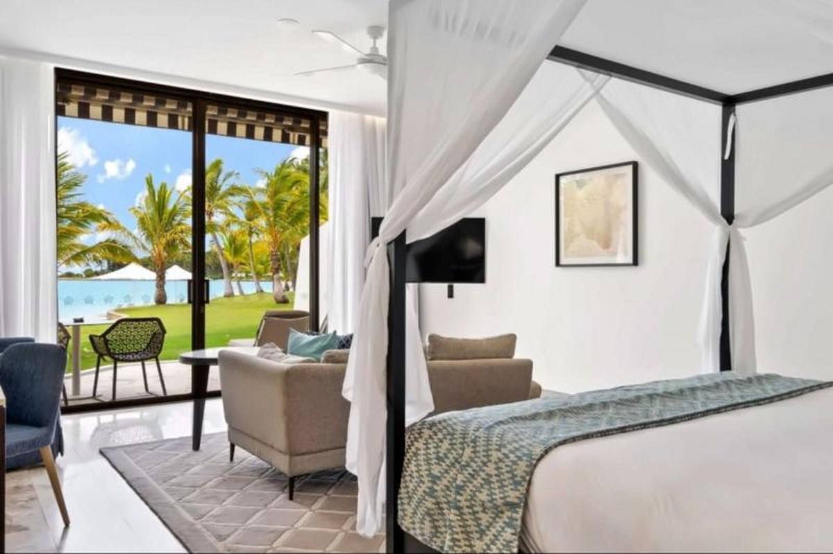 InterContinental Hayman Island beach-access room