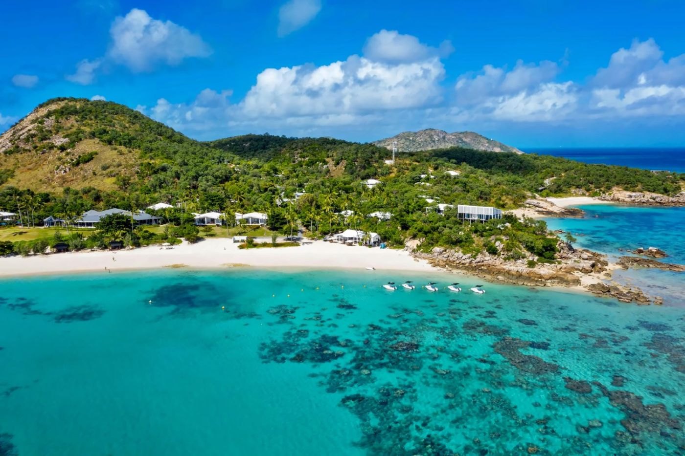 Remote luxury resort for early booking planning