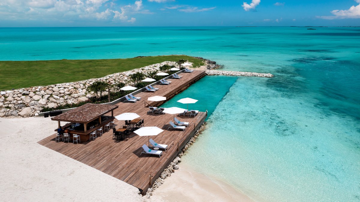 Wymara Villas Ocean Pool beside the sea in Turks and Caicos